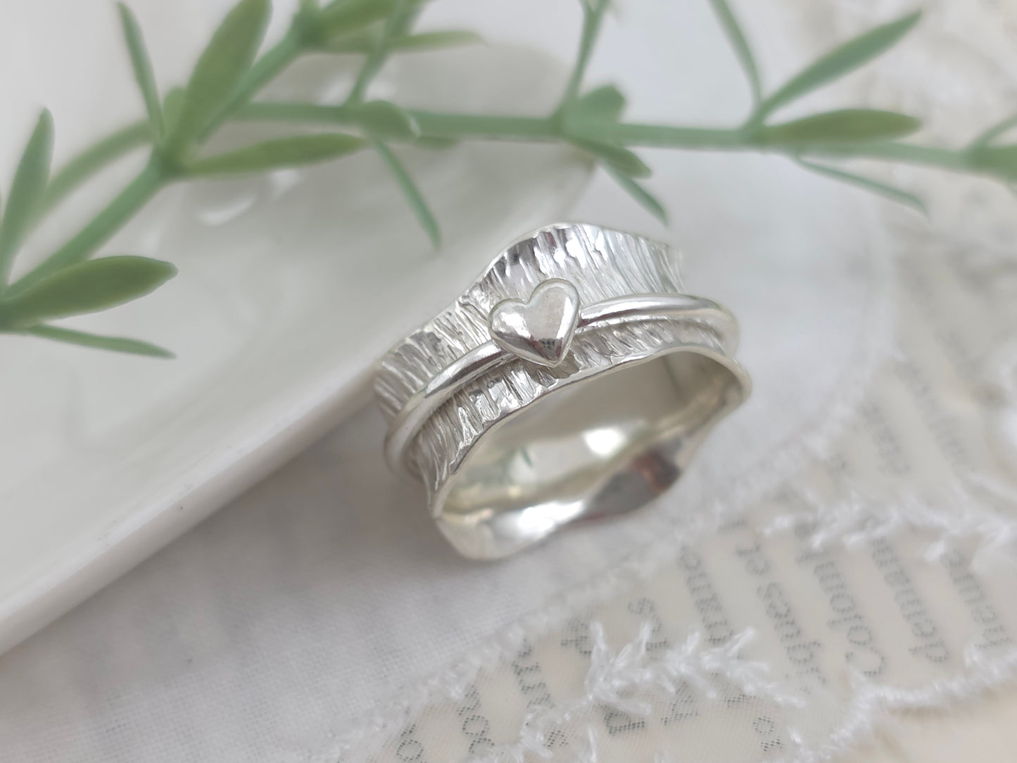 Sterling Heart Wavy Heart Spinner Ring