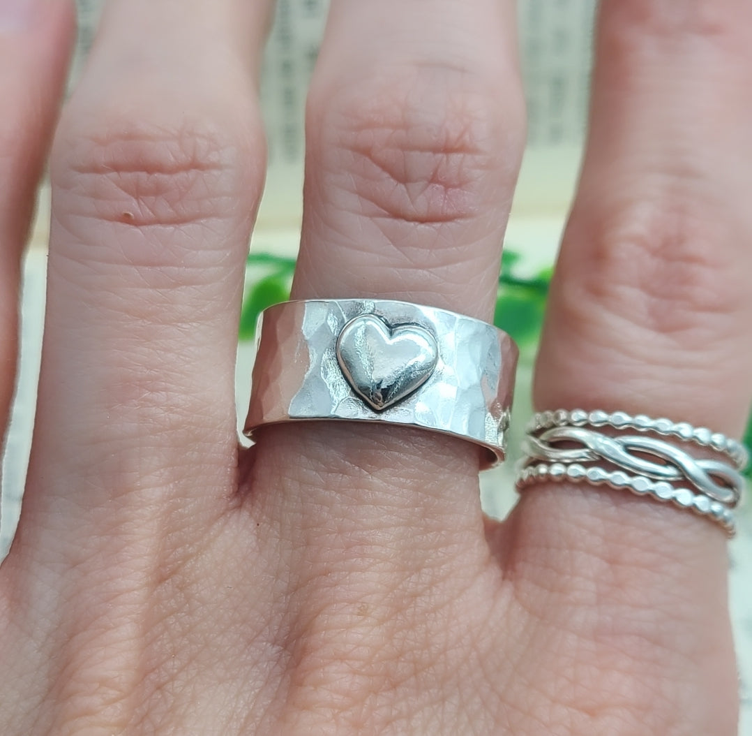 Thick clearance heart ring