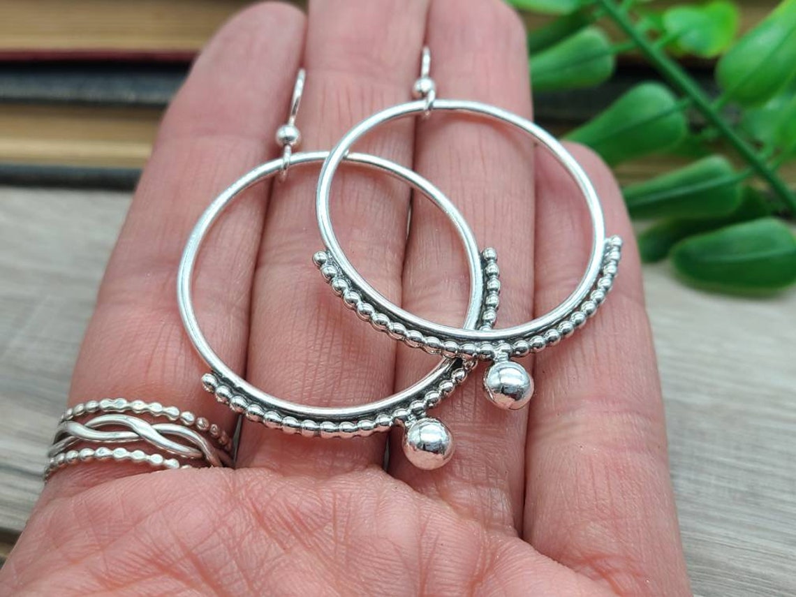 Sterling Circle Hoop Earrings / Ornate Hoops