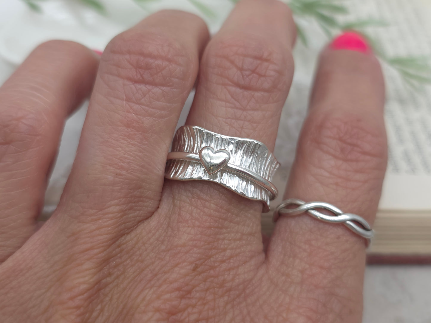 Sterling Heart Wavy Heart Spinner Ring