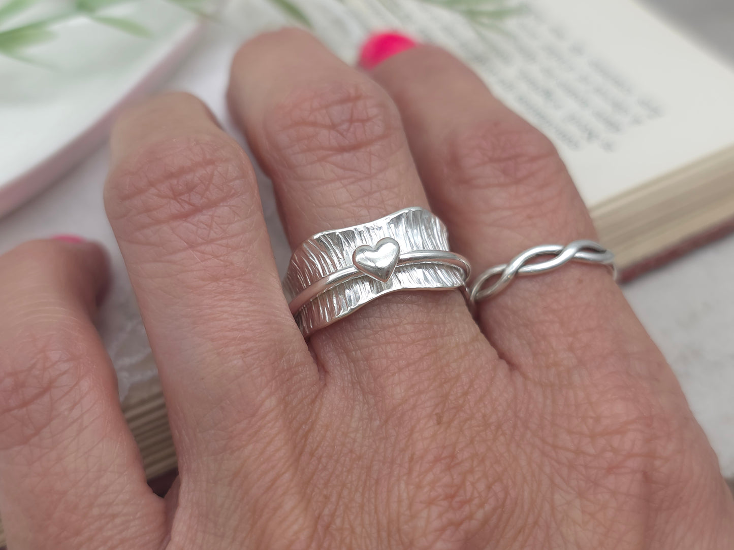 Sterling Heart Wavy Heart Spinner Ring