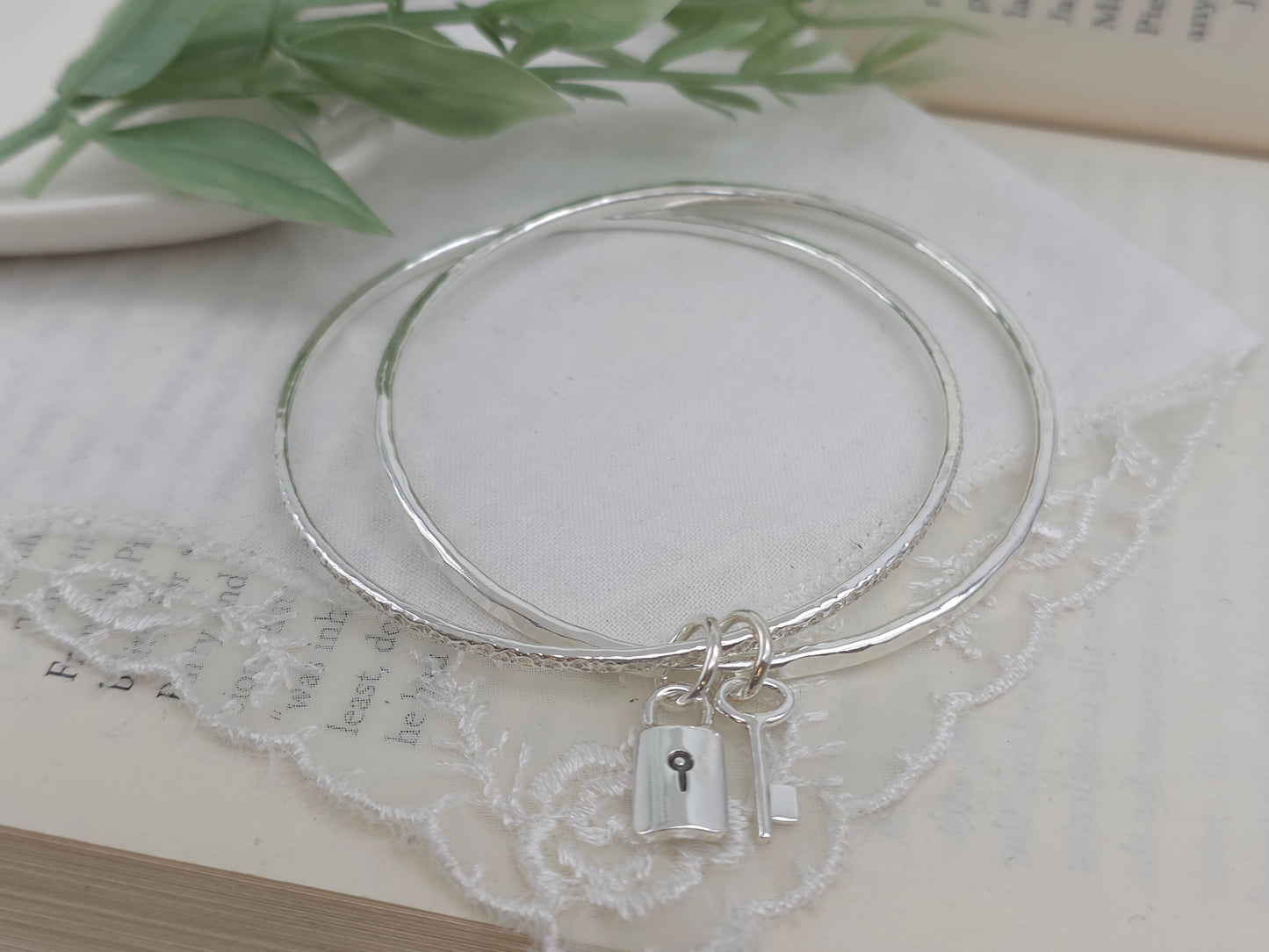 Sterling Silver Intertwined Lock & Key Bangle Set