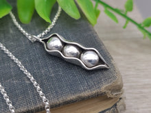 Load image into Gallery viewer, Sterling Peas in a Pod Necklace / Mothers Necklace / Gardener
