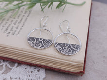 Load image into Gallery viewer, Sterling Silver Geometric Embossed Circle Dangle Earrings
