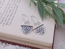 Load image into Gallery viewer, Sterling Silver Floral Discs Earrings
