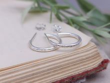 Load image into Gallery viewer, Small Sterling 1/2&quot; Hammered Facetted Hoop Earrings
