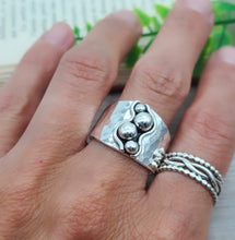 Load image into Gallery viewer, Sterling Silver Ornate Saddle Ring /Tapered Band
