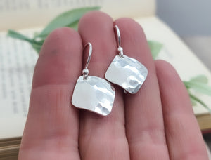 Sterling Hammered Square Disc Earrings / Everyday Staple