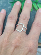Load image into Gallery viewer, Sterling Silver Geometric Ring / Minimalist  / Square
