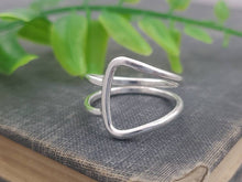 Load image into Gallery viewer, Sterling Silver Geometric Ring / Minimalist  / Square
