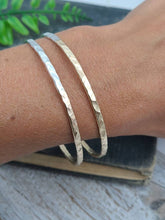 Load image into Gallery viewer, Sterling Silver &amp; Gold Hammered Bangle / Mix Metal / Two Tone
