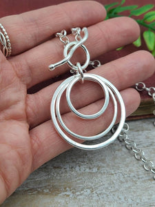 Large Chunky Sterling Silver Circle Front Clasp Necklace / Hammered Disc