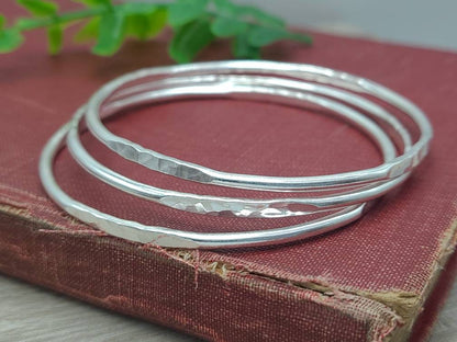 Sterling Silver Hammered and Smooth Bangle Bracelet Set / Set of 3