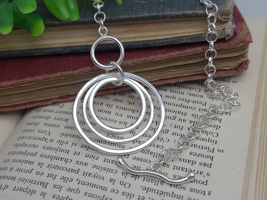 Large Chunky Sterling Silver Circle Front Clasp Necklace / Hammered Disc