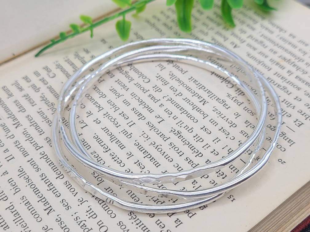 Sterling Silver Hammered and Smooth Bangle Bracelet Set / Set of 3