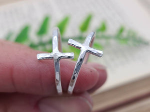 Sterling Cross Ring / Dainty / Small Cross
